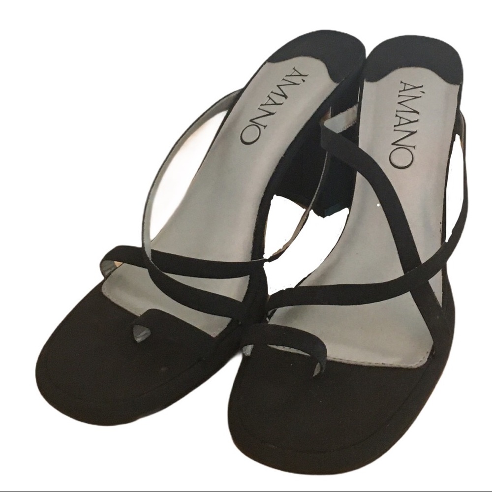 A’mano Open-Toe Multi-Strap Chunky Heel Mules